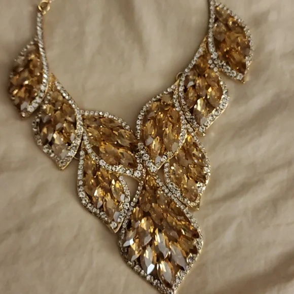 Christian Siriano Necklace - Picture 5 of 8